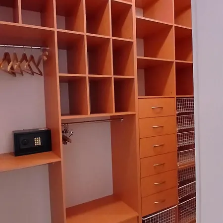 друхуровневые в малоквартирном доме на костанди Apartment *
